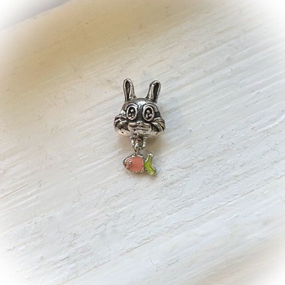 💕Beautiful Rabbit Charm with Fish Large Hole💕 - Picture 2 of 3